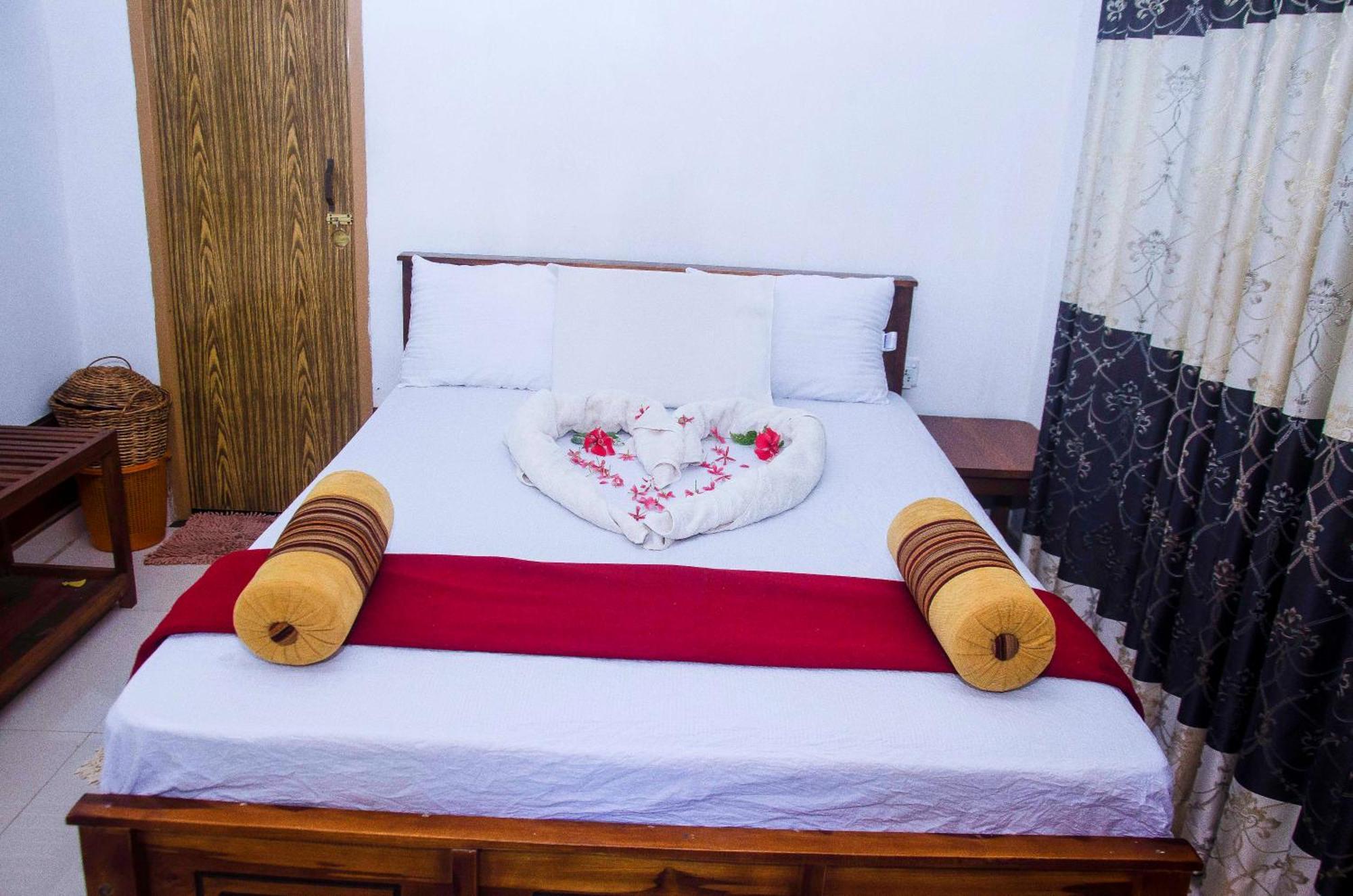 Triangle Home Stay Дамбулла Экстерьер фото